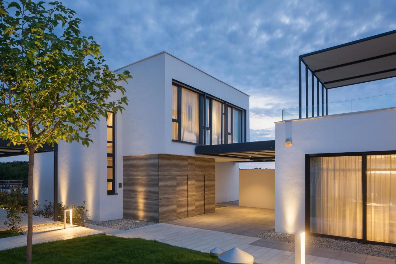 Design Villa Noble With Spa Bale Eksteriør billede